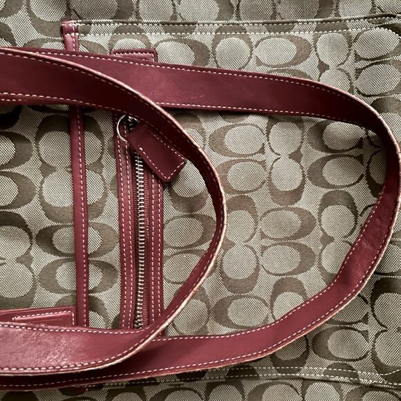 Vintage Coach brown canvas tote w deep red leather details - Picture 14 of 15